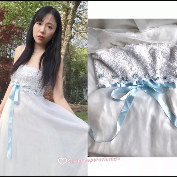 💖Gunne Sax💖Style Romantic Bridal Ivory Blue Ribbon Eyelet Lace Dress Sz S 💐 - Picture 2 of 10